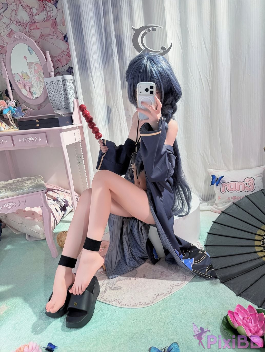 Cosplayer Somezo ran3 Blue Archive Feisaki swimsuit PixiBB.COM 003