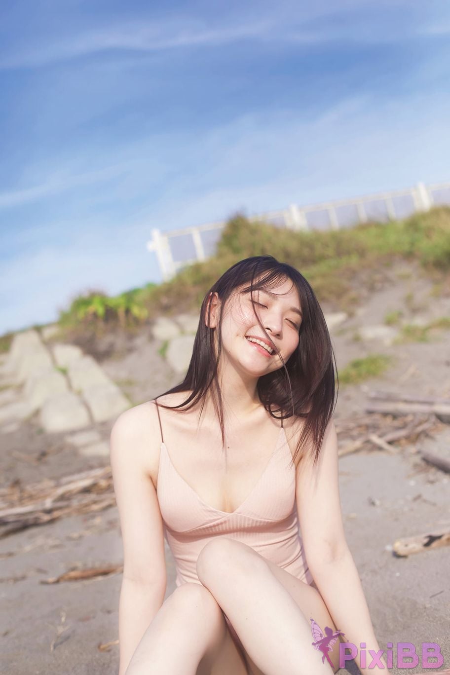 Japanese Idol Not too sweet Platinum FLASH digital photo book Surrounded by the sound of waves PixiBB.COM 075