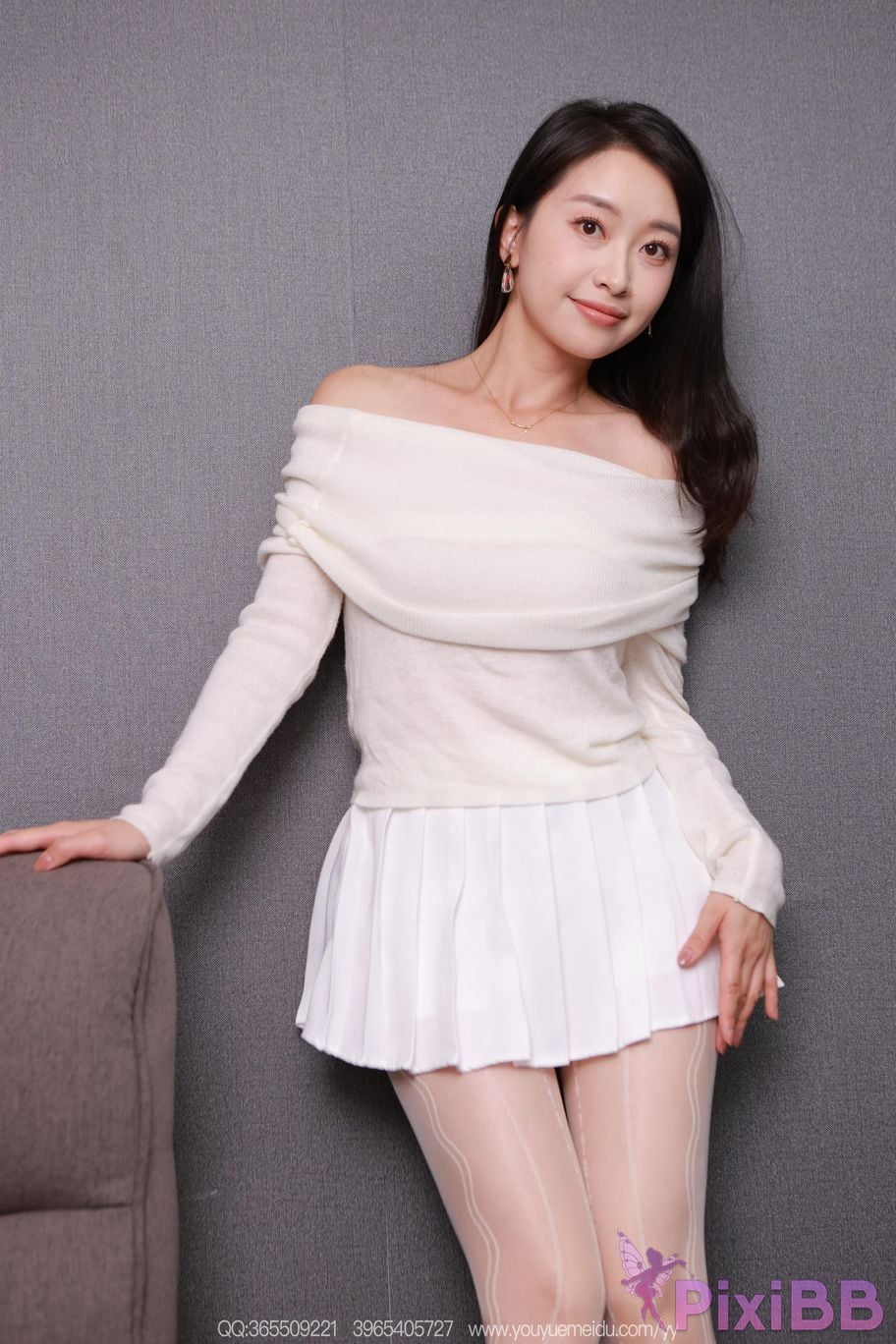 IESS Unconventional Interests No.2236 Xiaojie White silk powder Down PixiBB.COM 027