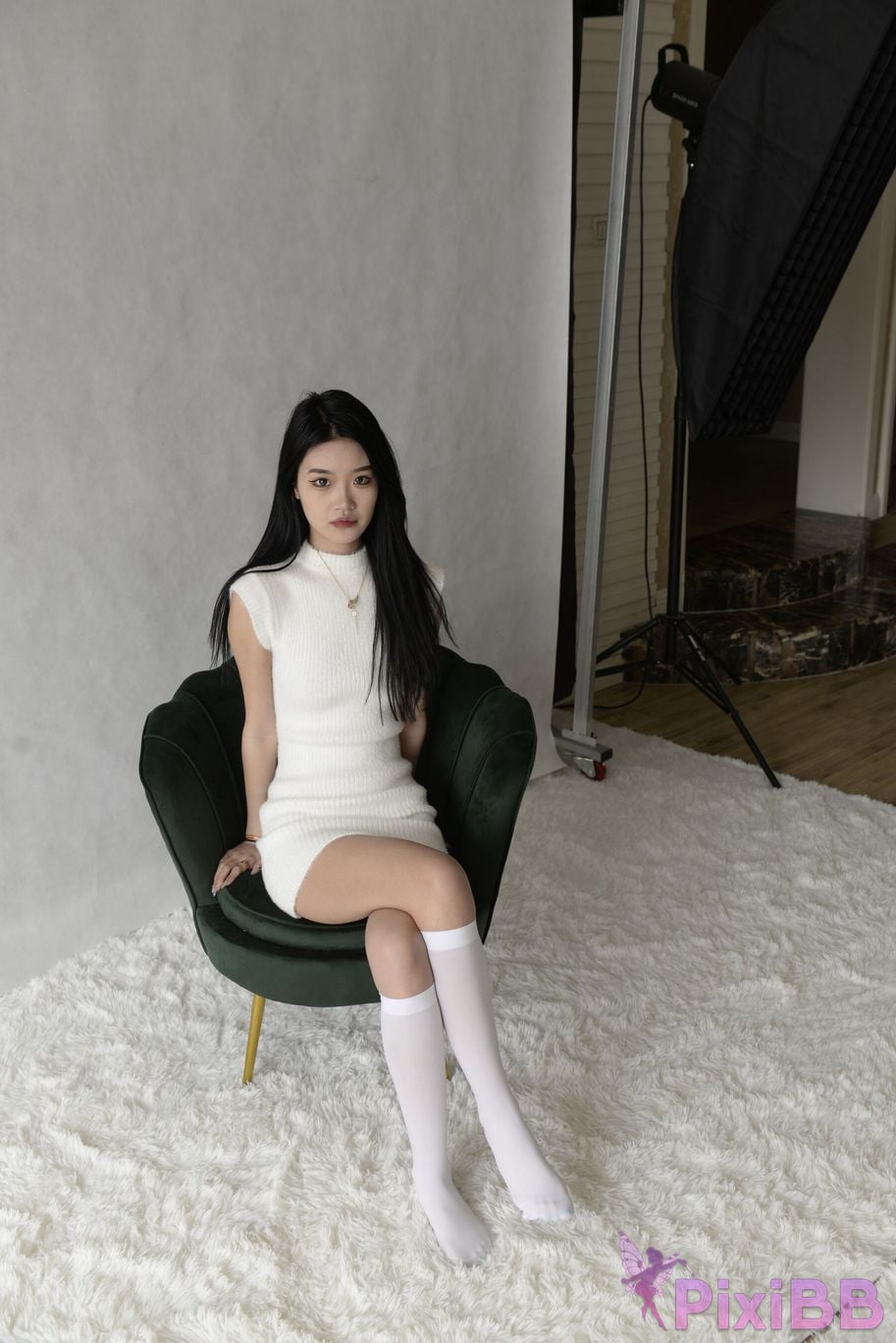 Private Photoshoot Xiaoya kemi R18 OK X model White stockings with long legs and beautiful pussy Full scale shooting PixiBB.COM 002