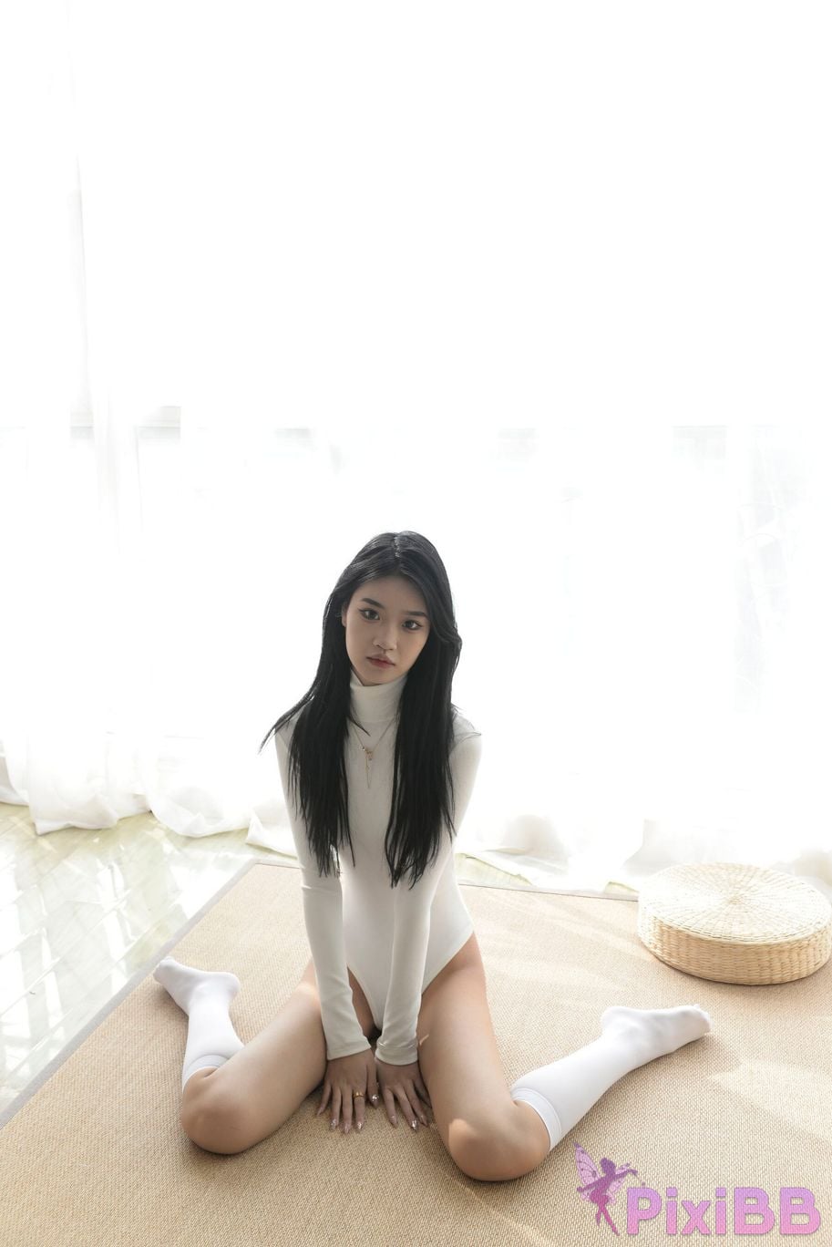Private Photoshoot Xiaoya kemi R18 OK X model White stockings with long legs and beautiful pussy Full scale shooting PixiBB.COM 042