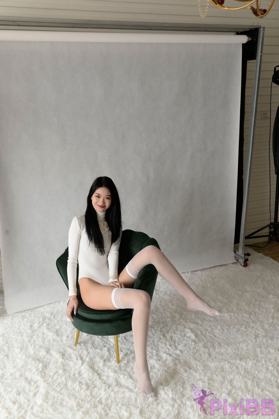 Private Photoshoot Xiaoya kemi R18 OK X model White stockings with long legs and beautiful pussy Full scale shooting PixiBB.COM 111
