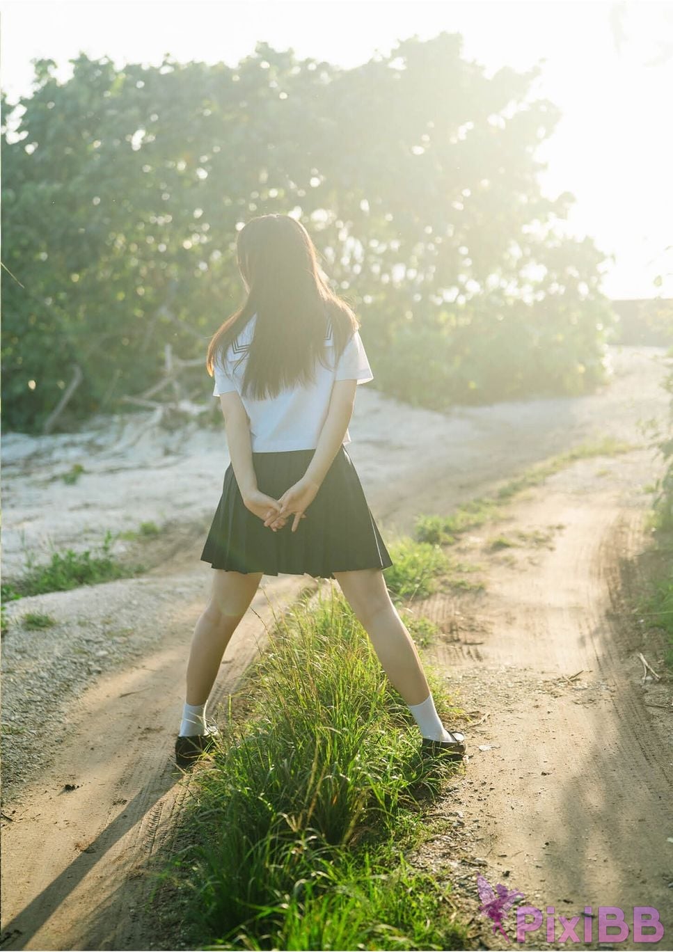 Japanese Idol Sakura Sakakura Hana 1st photo collection Blooming Electronic special edition PixiBB.COM 159