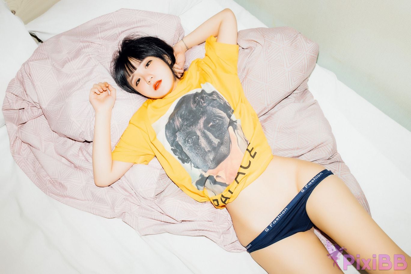 Jeong Jenny Jenny is cute Moon Night Snap PixiBB.COM 009