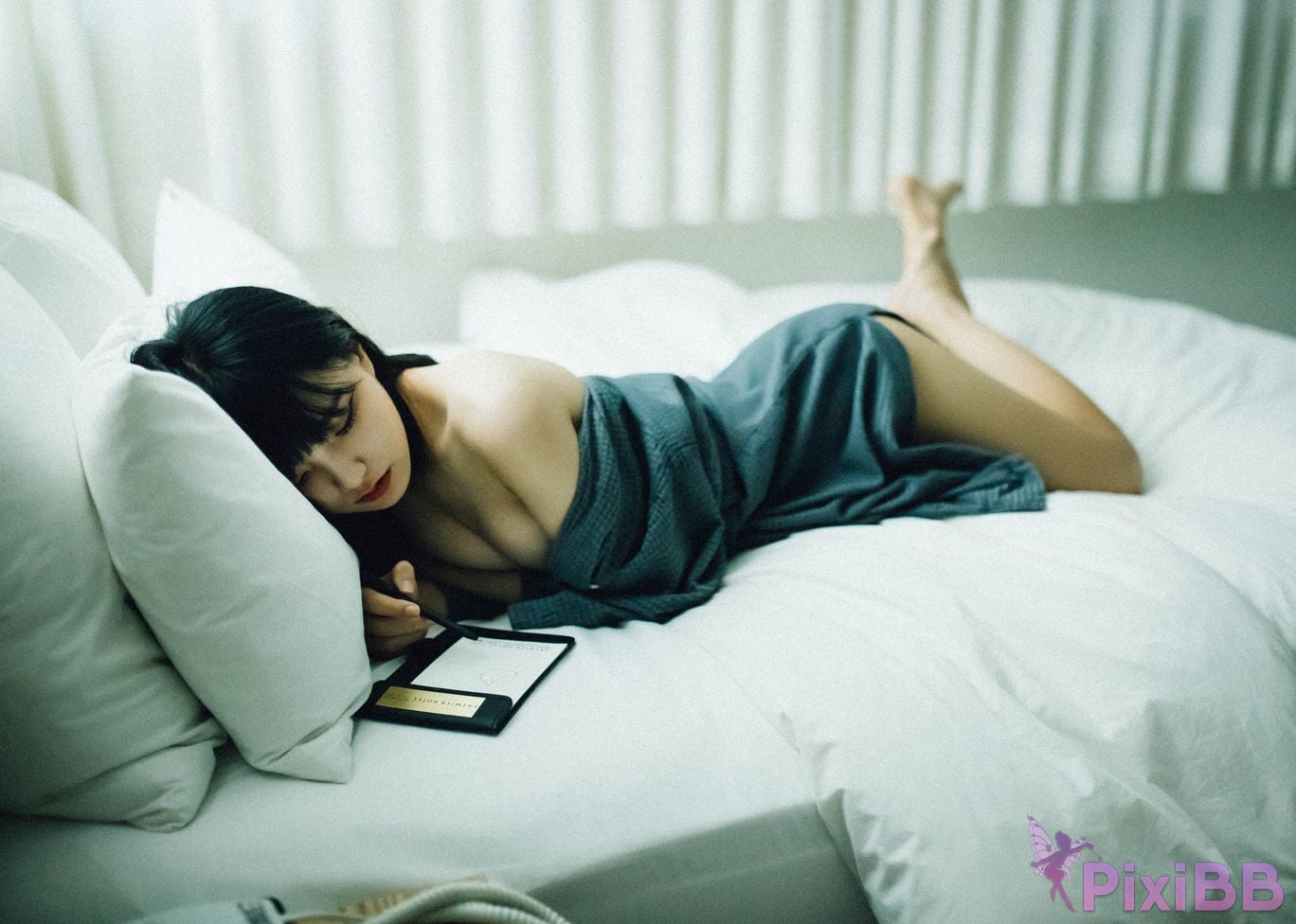 Jeong Jenny The First Moon Night Snap PixiBB.COM 054