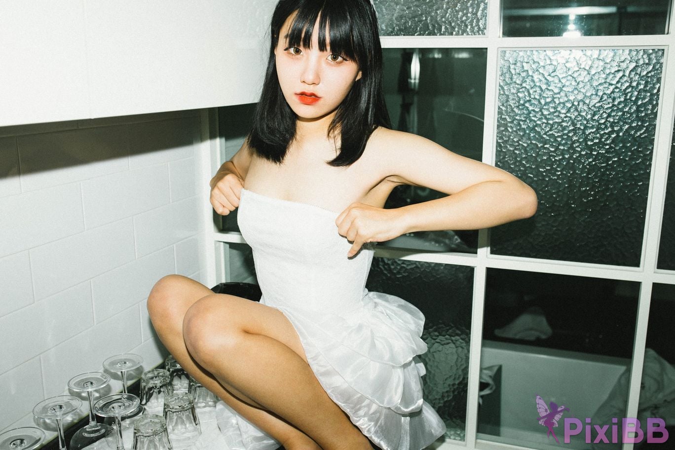 Jeong Jenny The First Moon Night Snap PixiBB.COM 071