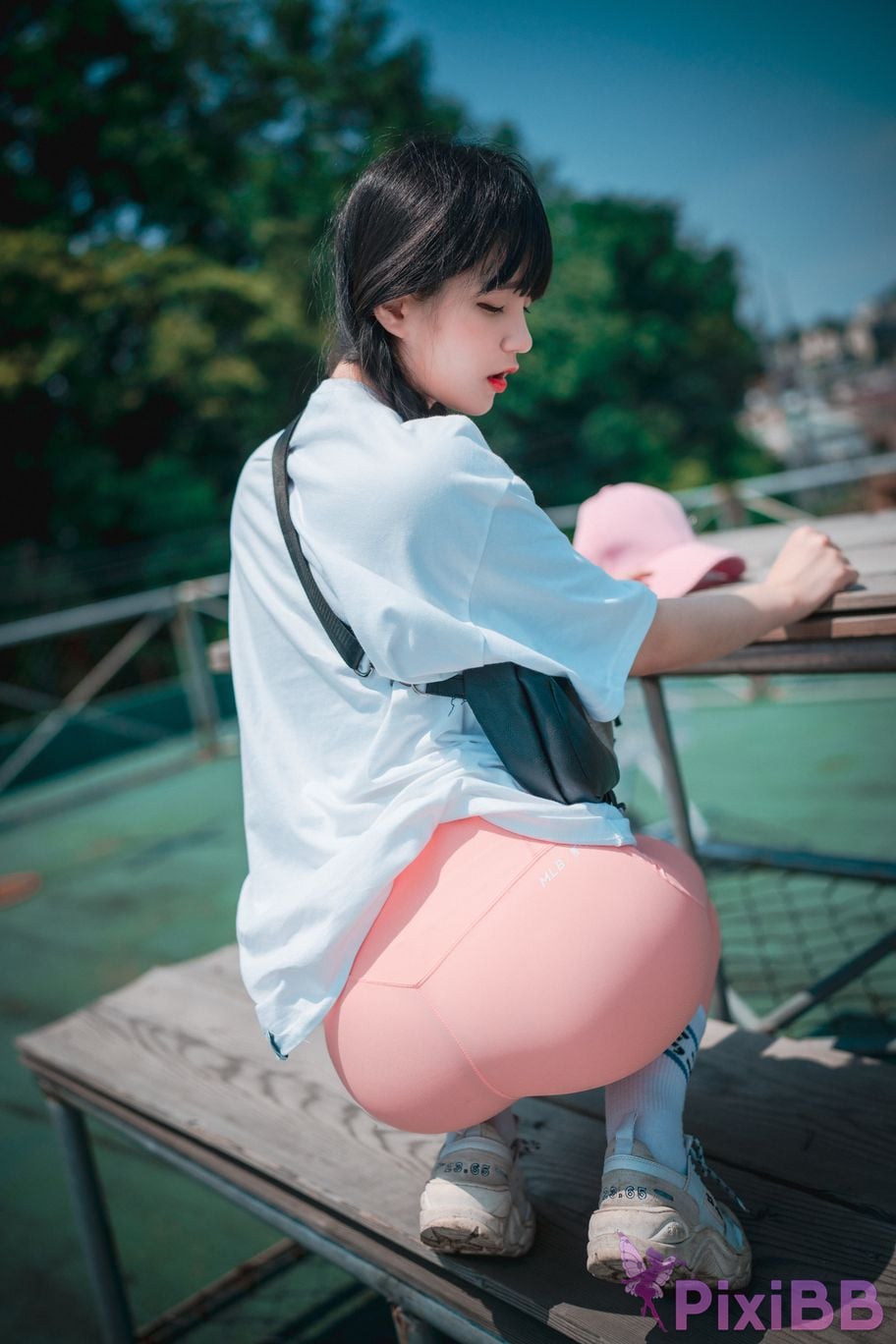 DJAWA Photo Jeong Jenny Loose and Tight Pink PixiBB.COM 073