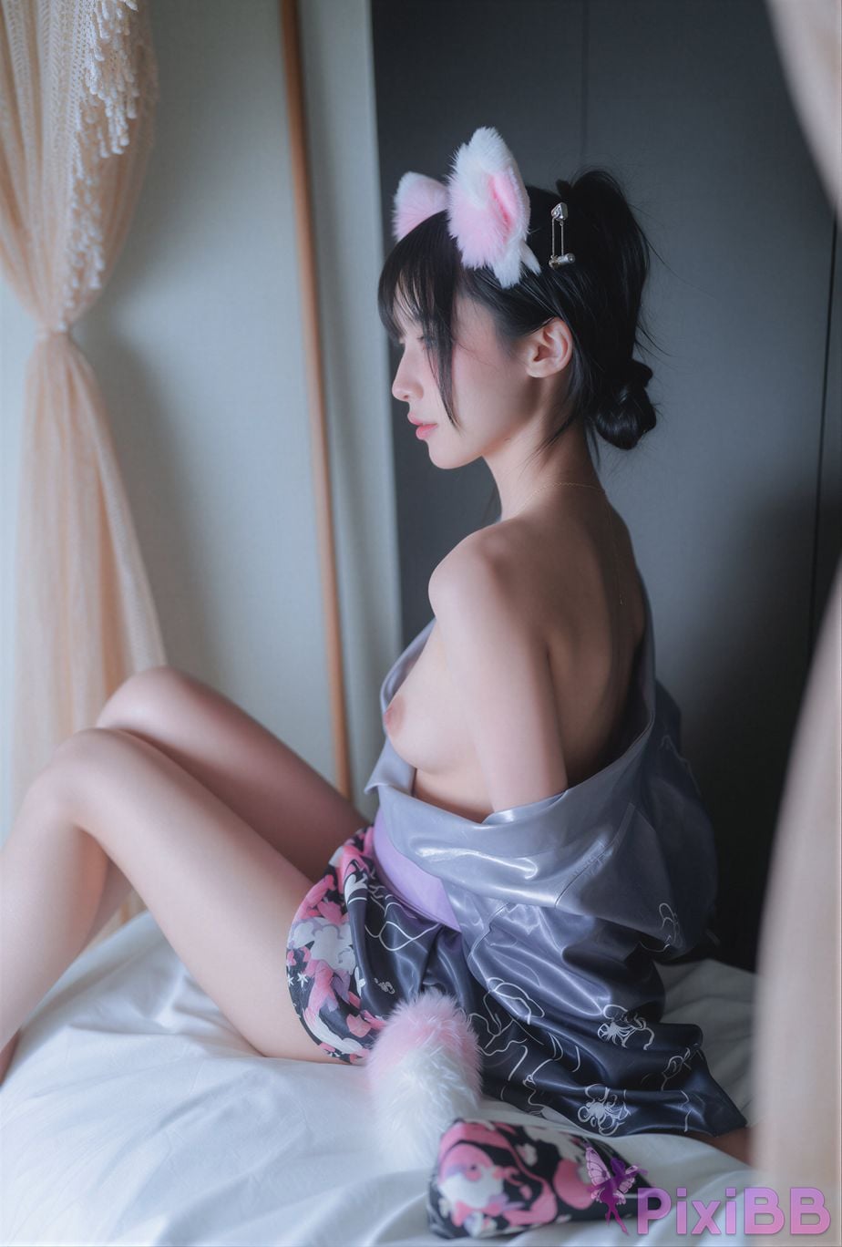 AI Enhanced Yeha Your Majesty Sakura PixiBB.COM 010