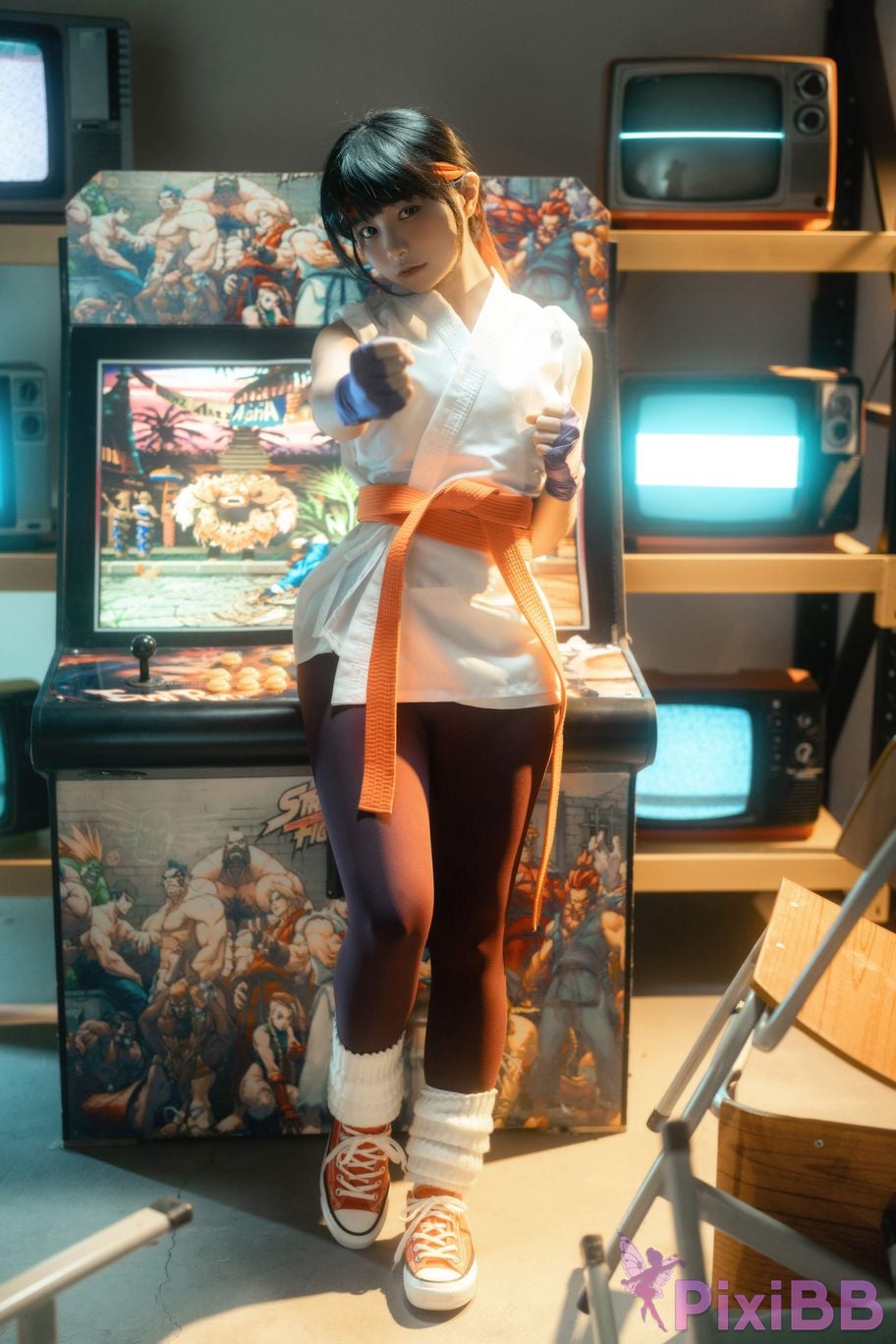 Cosplayer Yoko Kanon KOF Yuri Sakazaki PixiBB.COM 004