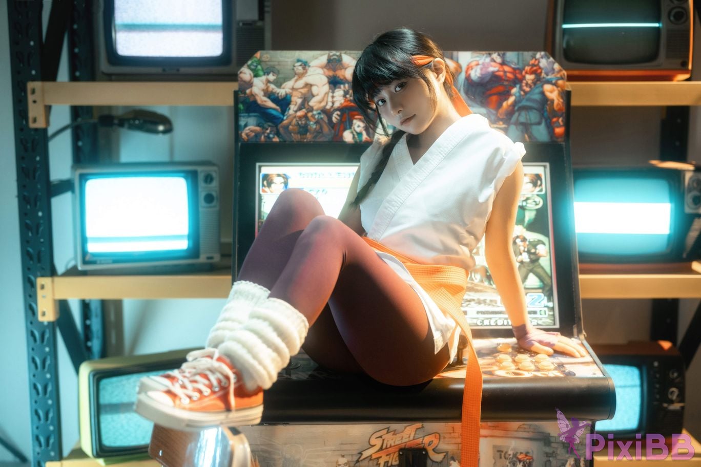 Cosplayer Yoko Kanon KOF Yuri Sakazaki PixiBB.COM 011