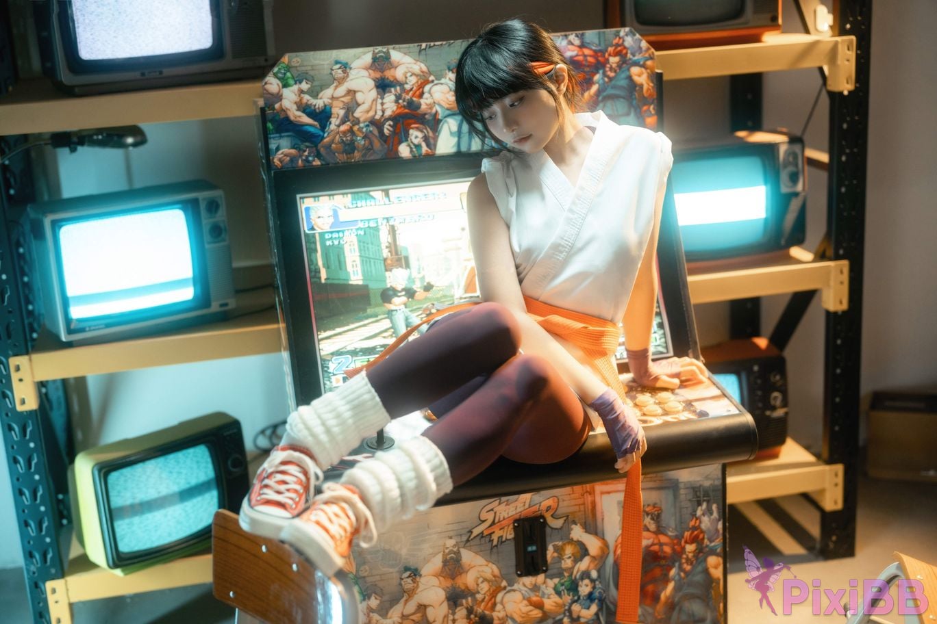 Cosplayer Yoko Kanon KOF Yuri Sakazaki PixiBB.COM 014