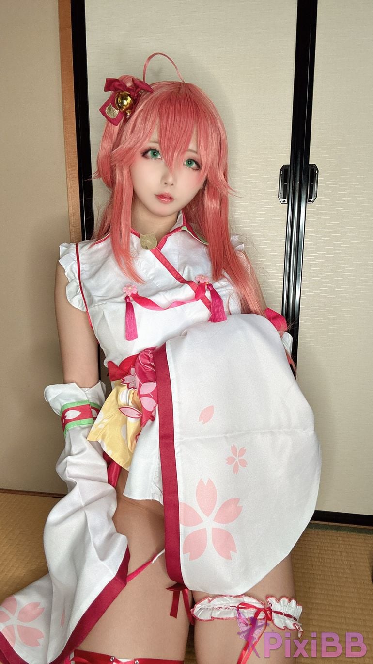 Cosplayer chuchu 9 month number Class2 PixiBB.COM 030