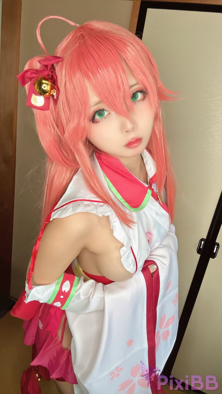 Cosplayer chuchu 9 month number Class2 PixiBB.COM 071