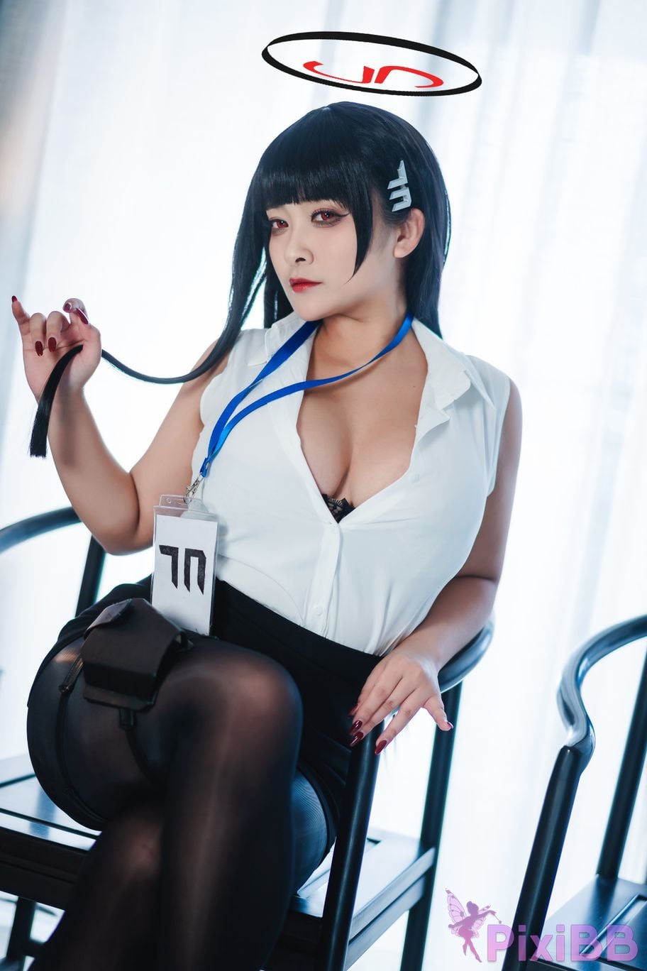 Cosplayer Luo Li LoLiSAMA Blue Archive Rion Moon PixiBB.COM 010