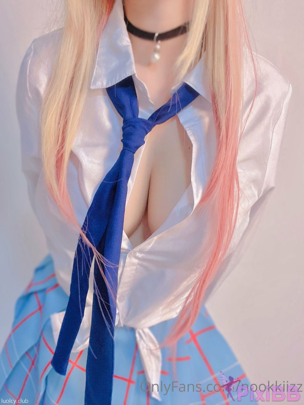 Cosplayer nookkizzcos Marin Kitagawa PixiBB.COM 010