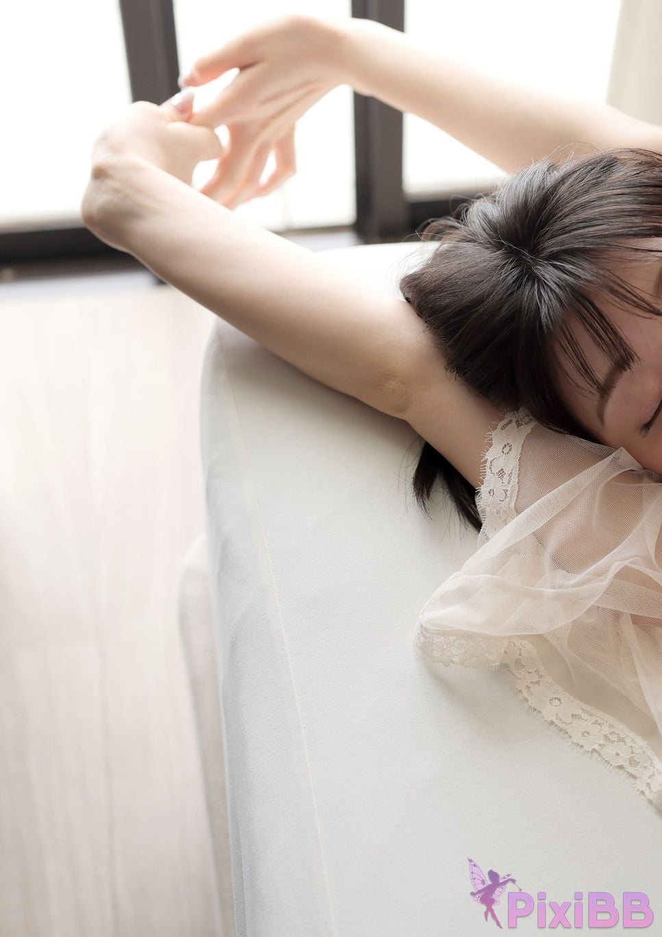 Japanese Idol Kanna Seto Wait a minute Ill get serious now. 100 Page over PixiBB.COM 086