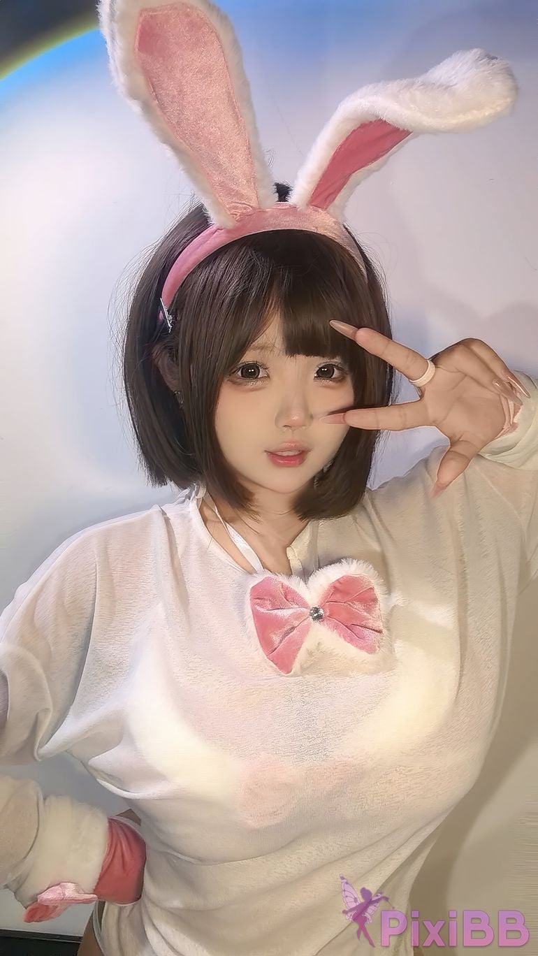 Cosplayer Baoba bei Velvet bunny selfie PixiBB.COM 007