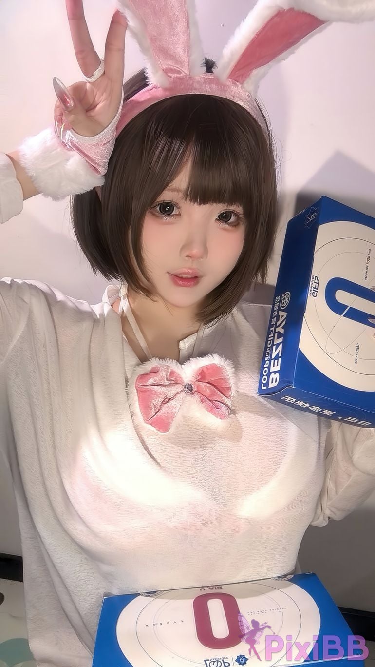 Cosplayer Baoba bei Velvet bunny selfie PixiBB.COM 021