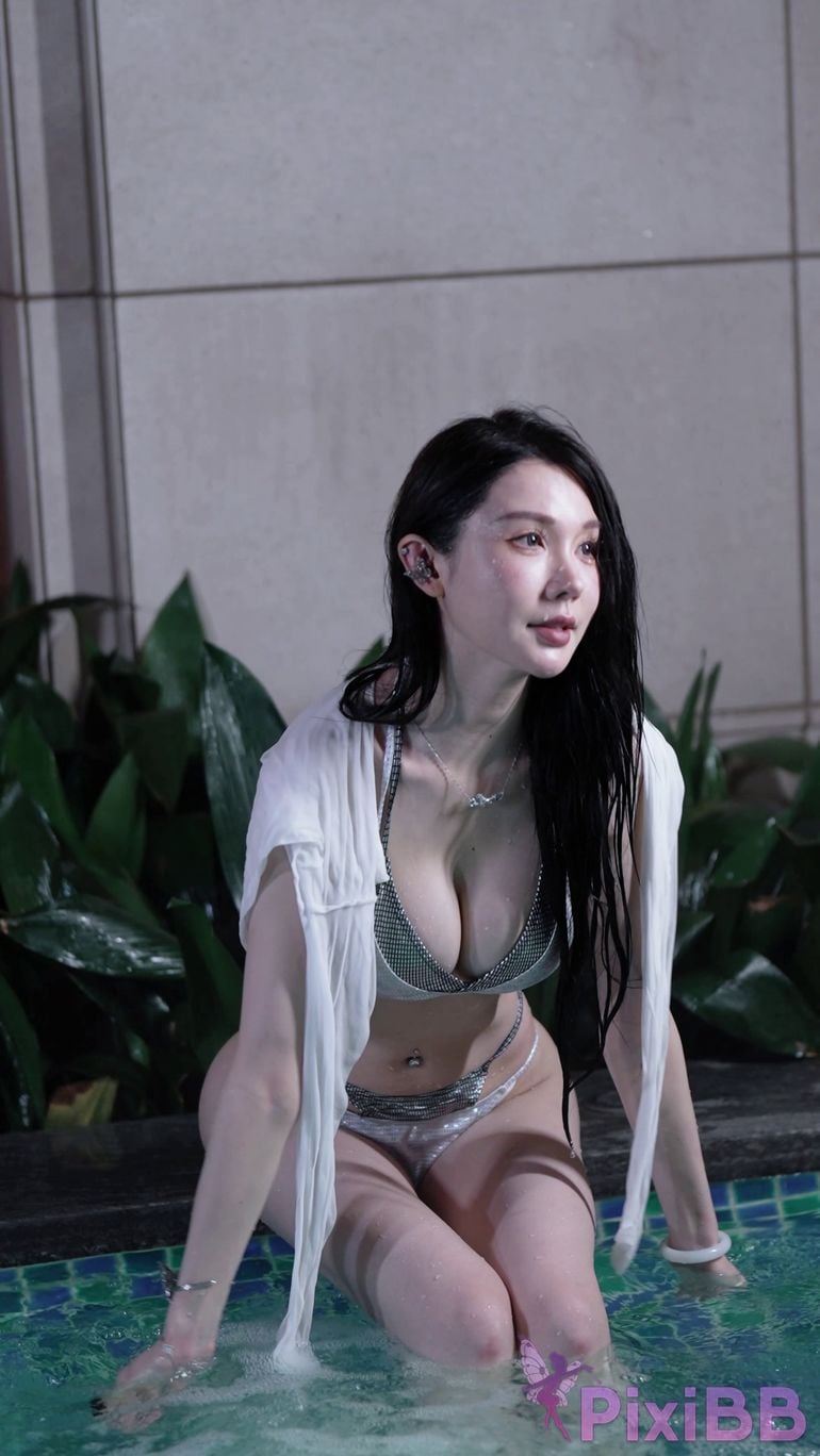 Featured Street Photography Works No.5882 Mengxi swimsuit night shoot PixiBB.COM 033