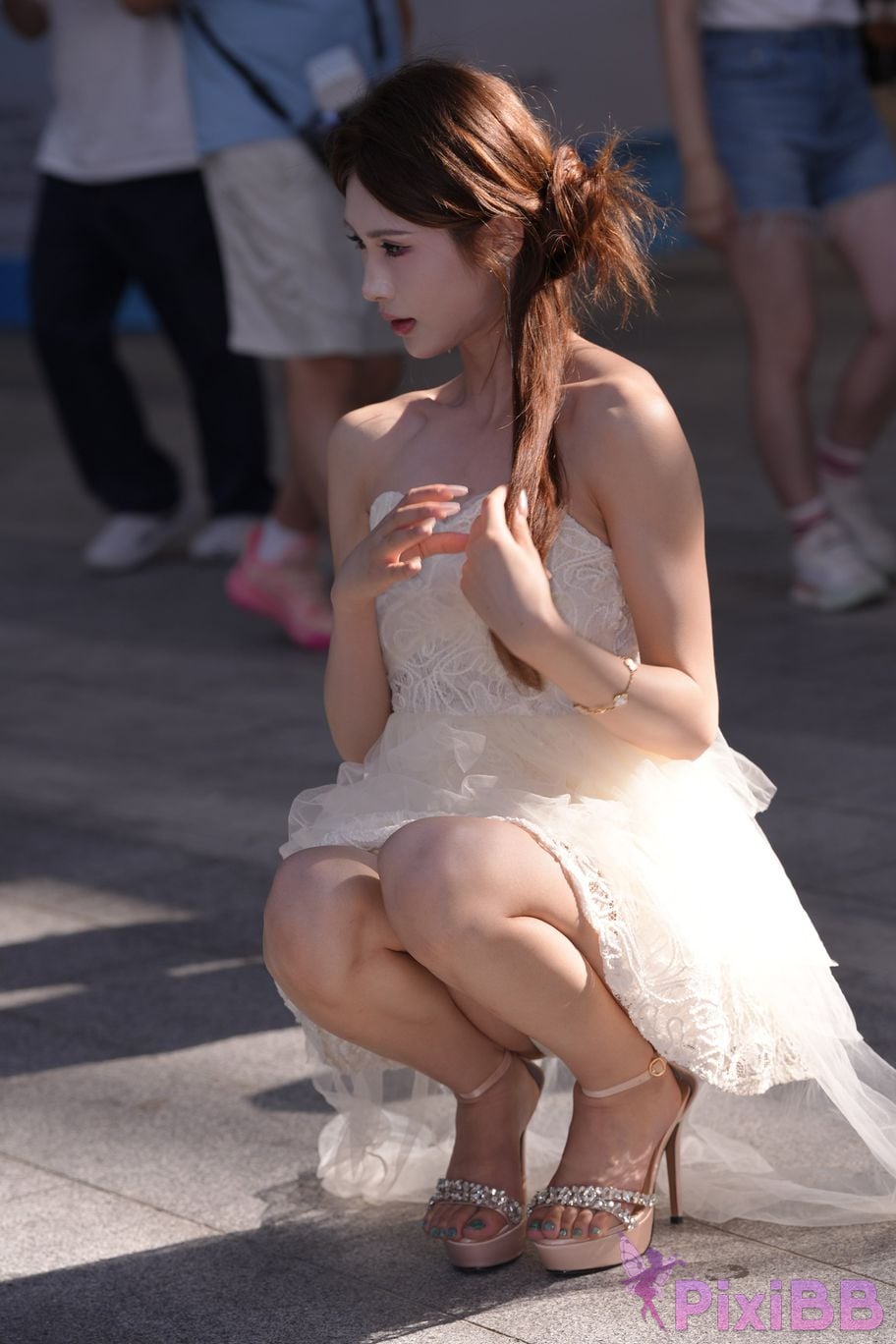 Featured Street Photography Works No.5886 Sweet salsa in white dress PixiBB.COM 068