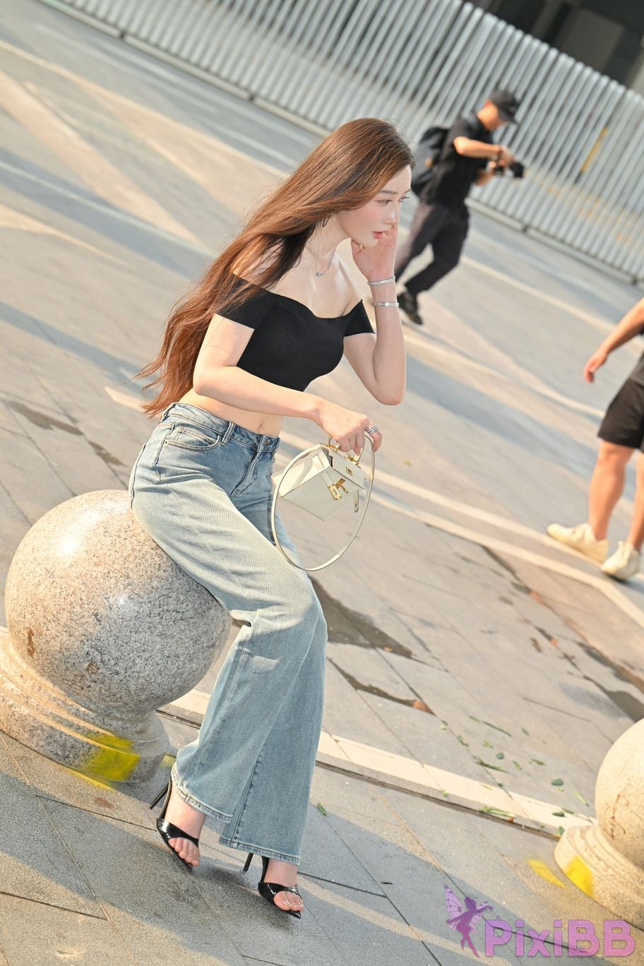 Featured Street Photography Works No.5889 Min denim long legs PixiBB.COM 003