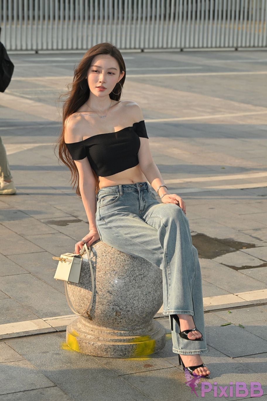 Featured Street Photography Works No.5889 Min denim long legs PixiBB.COM 010