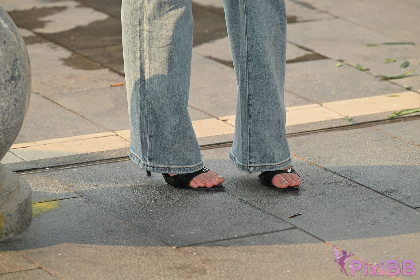 Featured Street Photography Works No.5889 Min denim long legs PixiBB.COM 060