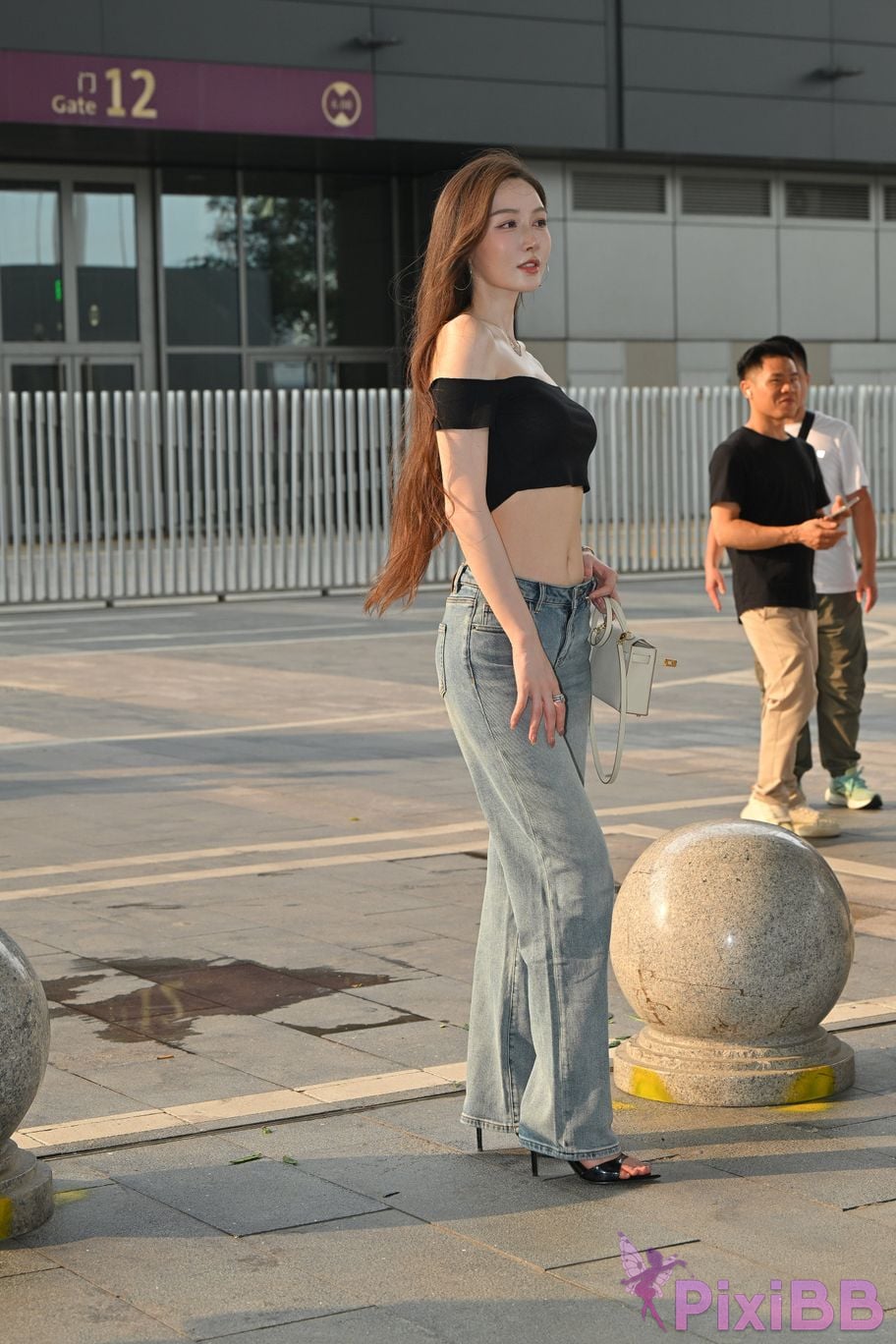Featured Street Photography Works No.5889 Min denim long legs PixiBB.COM 069