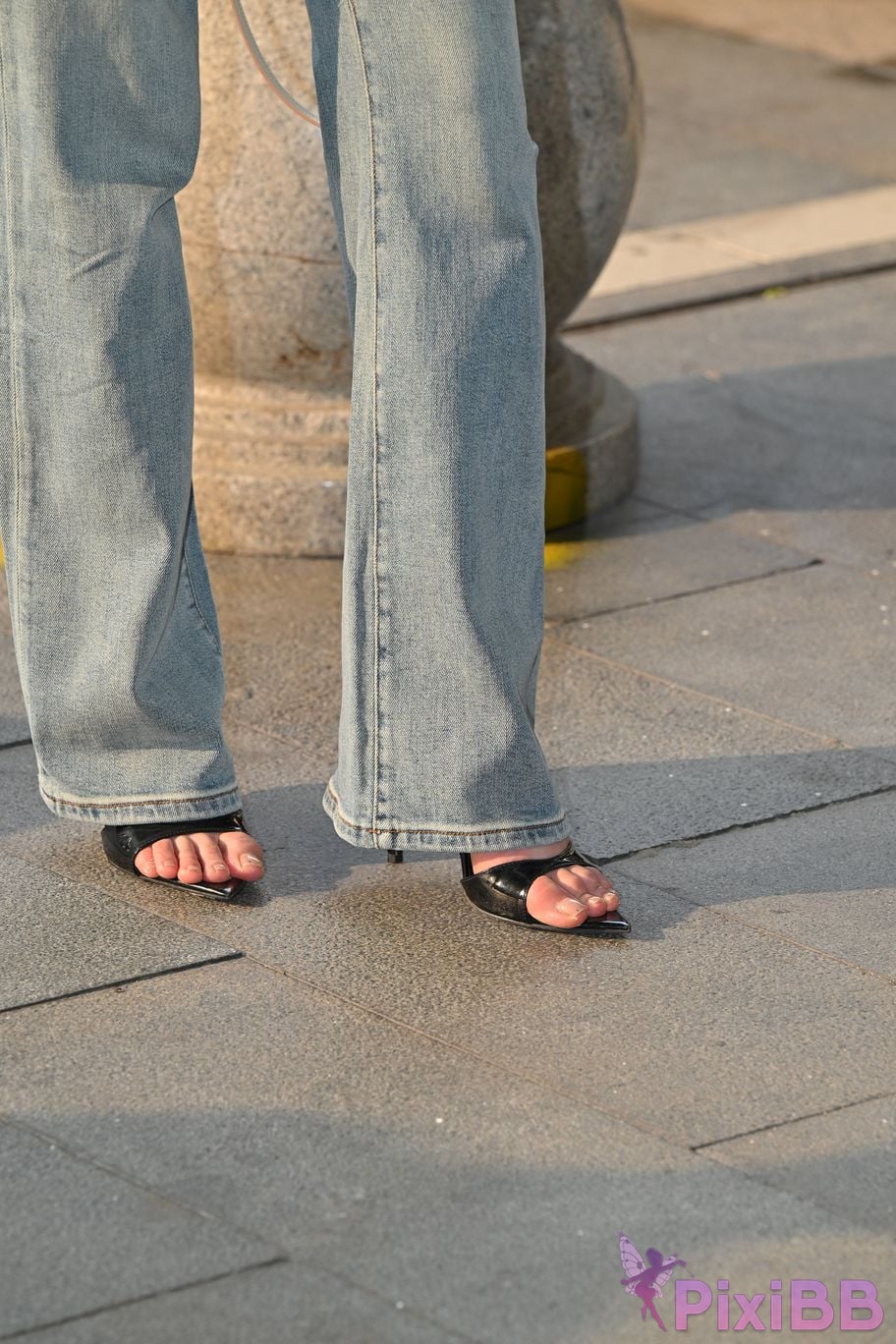 Featured Street Photography Works No.5889 Min denim long legs PixiBB.COM 079