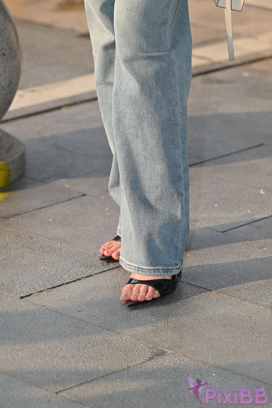 Featured Street Photography Works No.5889 Min denim long legs PixiBB.COM 097