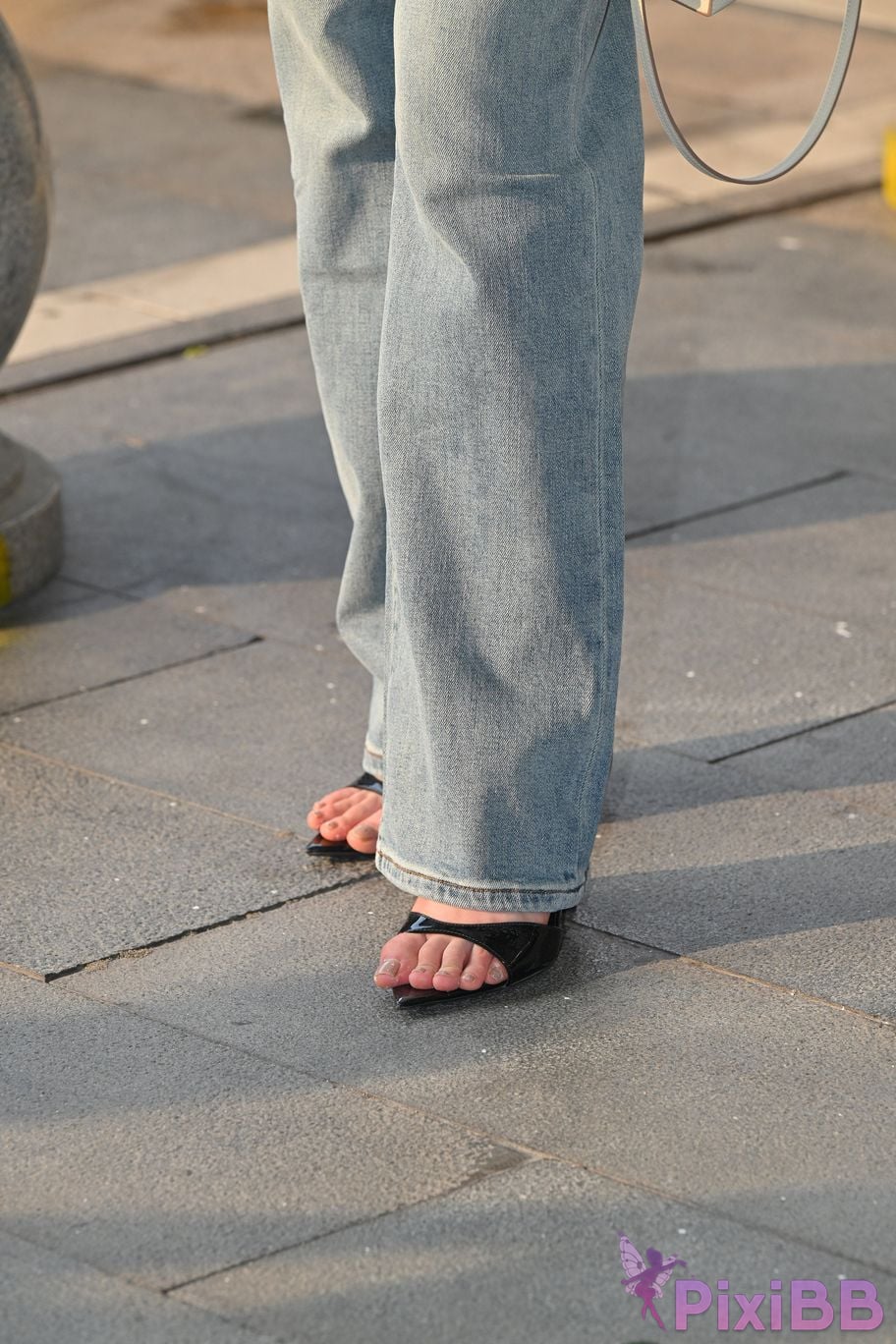 Featured Street Photography Works No.5889 Min denim long legs PixiBB.COM 101