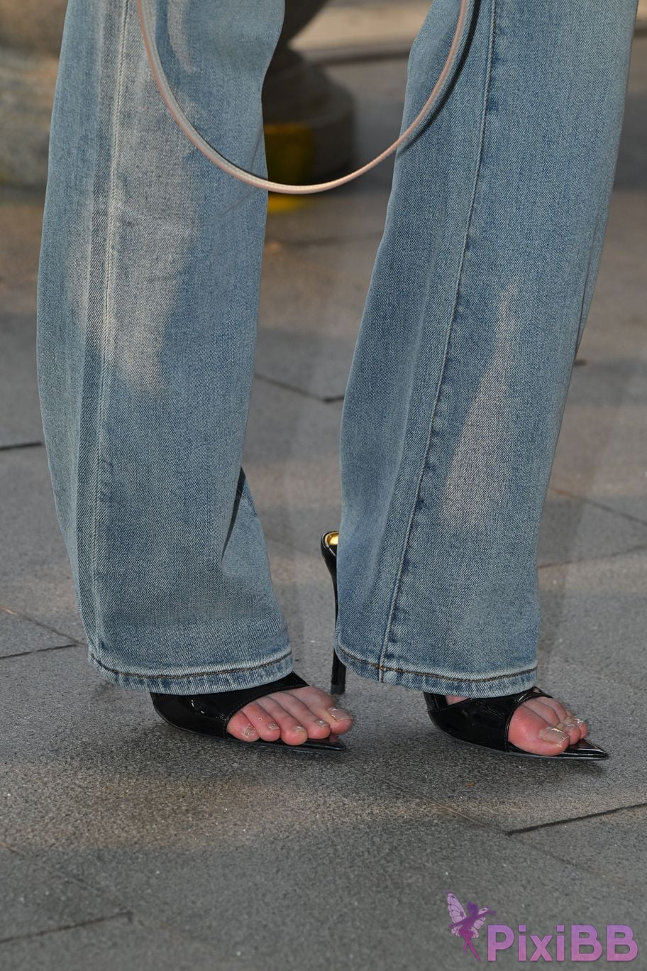Featured Street Photography Works No.5889 Min denim long legs PixiBB.COM 126
