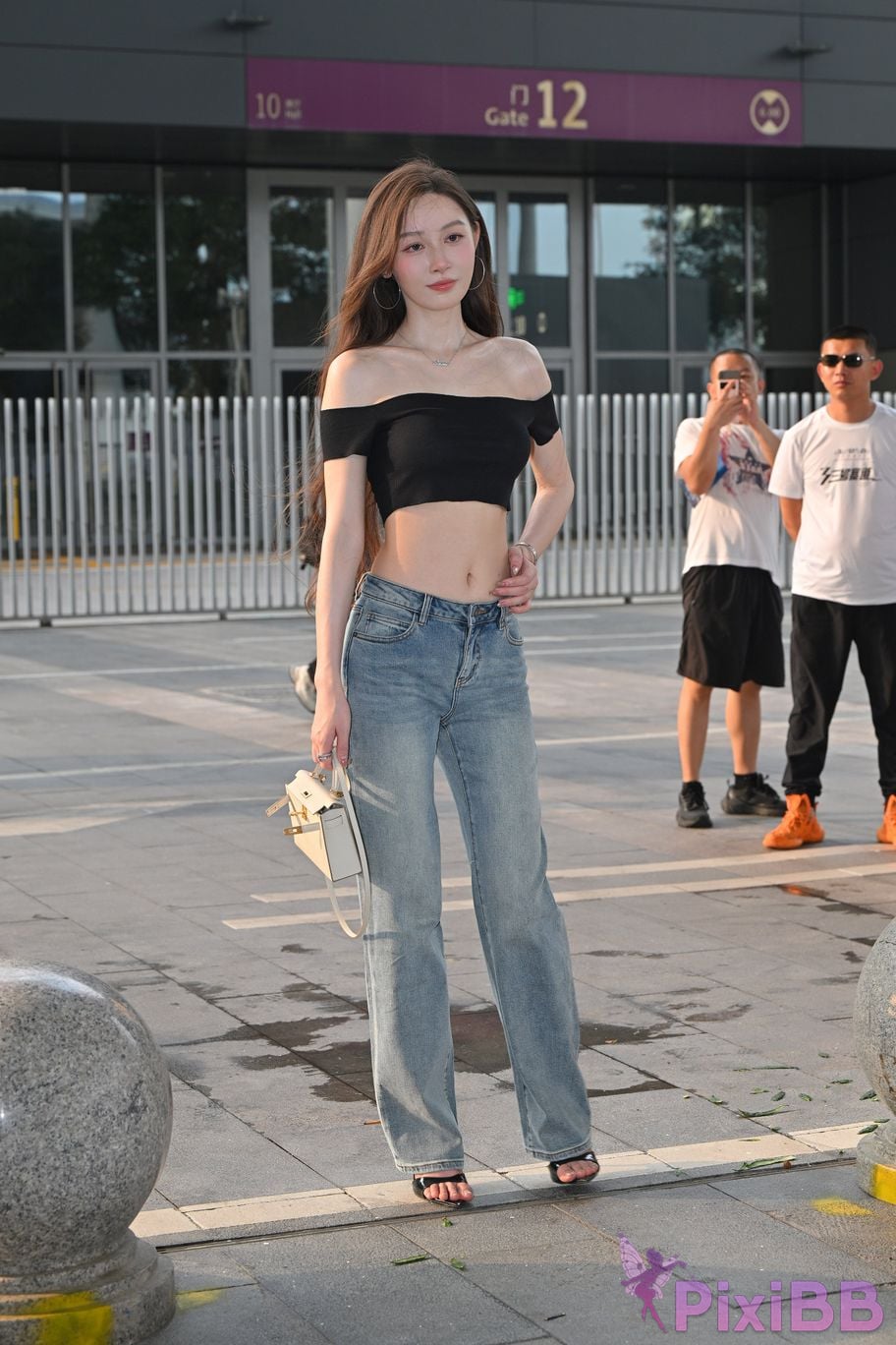 Featured Street Photography Works No.5889 Min denim long legs PixiBB.COM 163