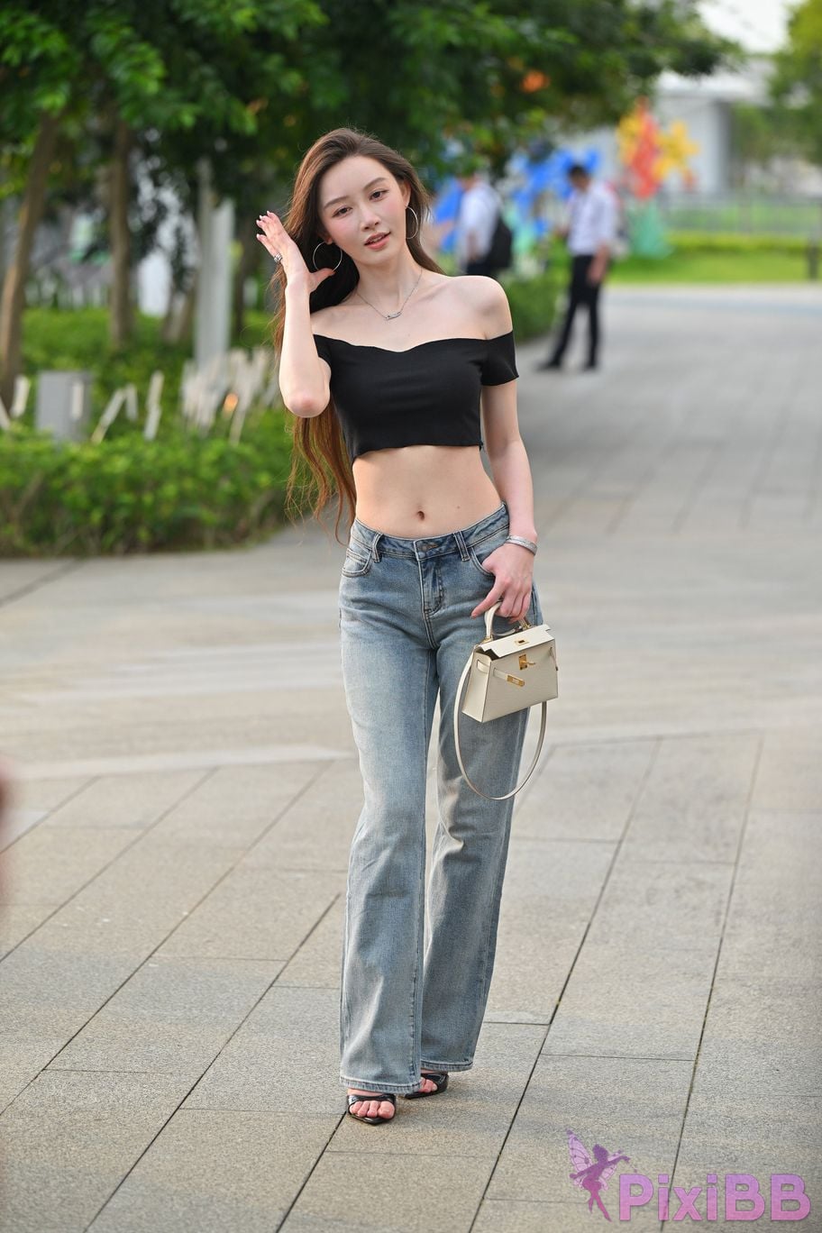 Featured Street Photography Works No.5889 Min denim long legs PixiBB.COM 191