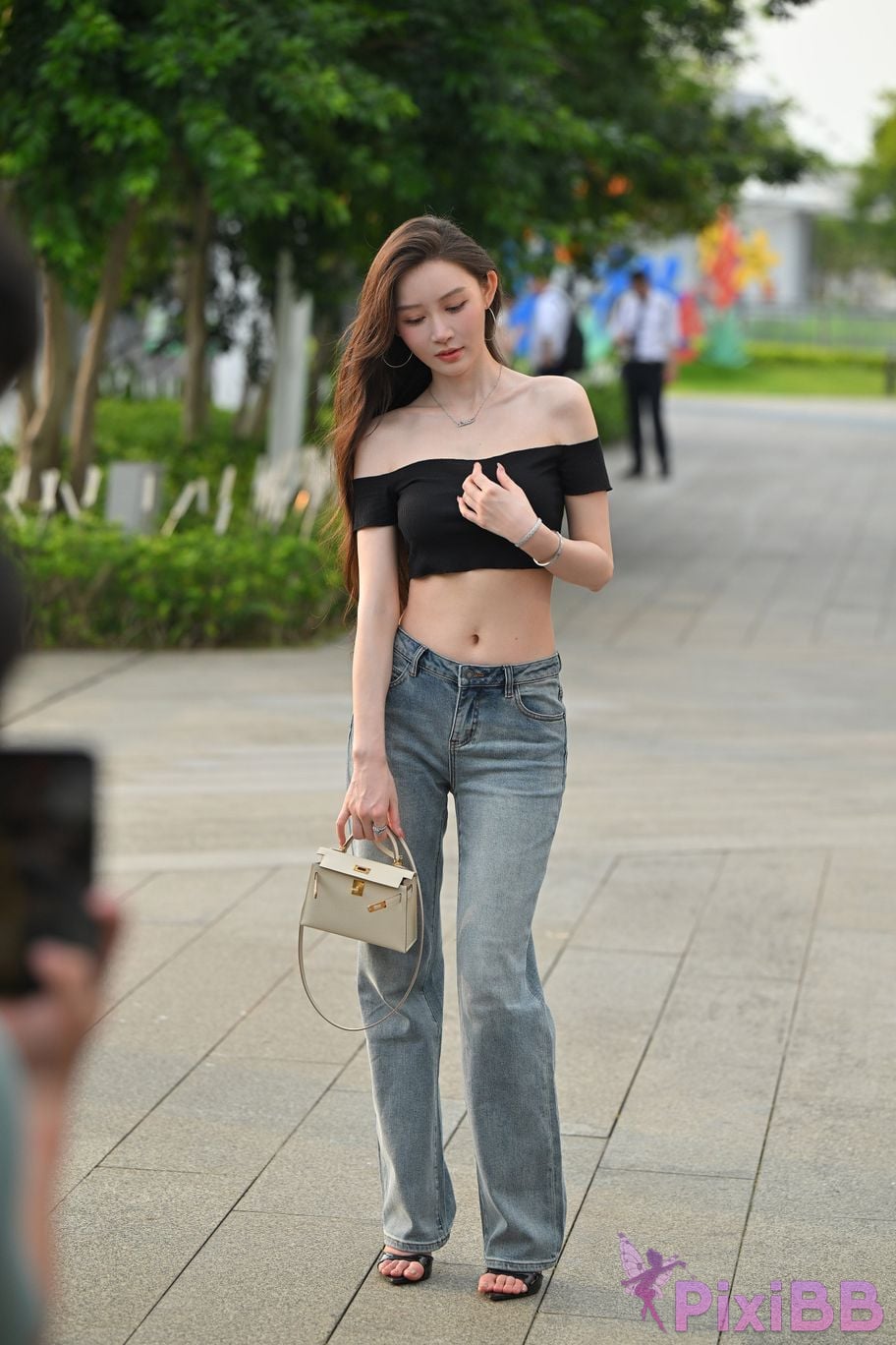 Featured Street Photography Works No.5889 Min denim long legs PixiBB.COM 221