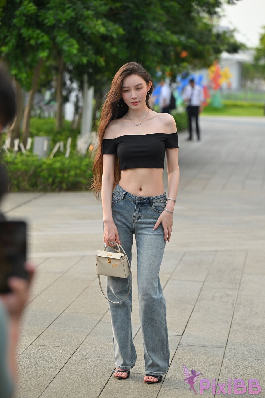 Featured Street Photography Works No.5889 Min denim long legs PixiBB.COM 224