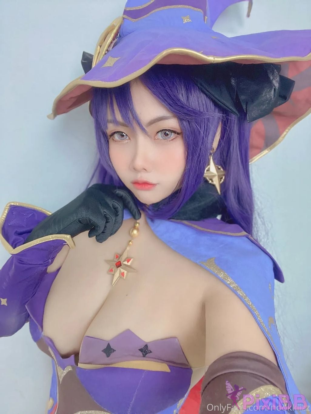 Cosplayer nookkizzcos Mona Genshin PixiBB.COM 012