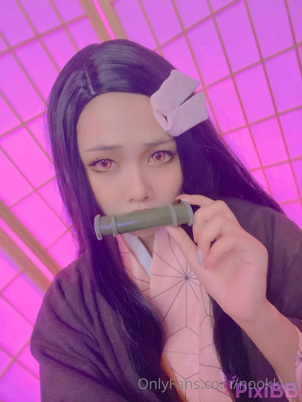 Cosplayer nookkizzcos Nezuko PixiBB.COM 023