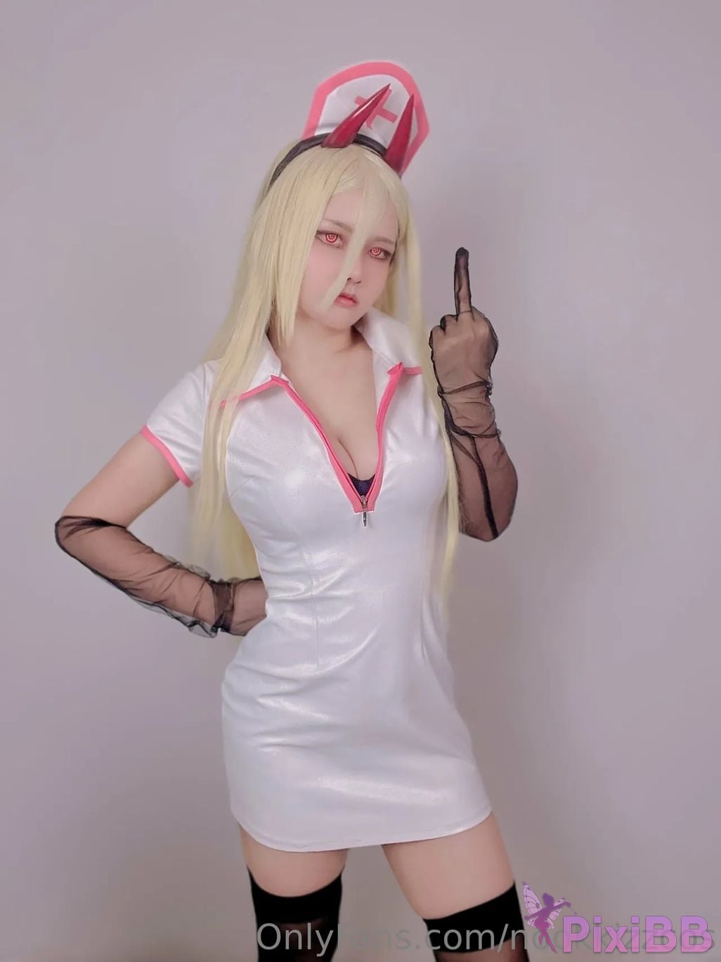 Cosplayer nookkizzcos Nurse Power PixiBB.COM 001