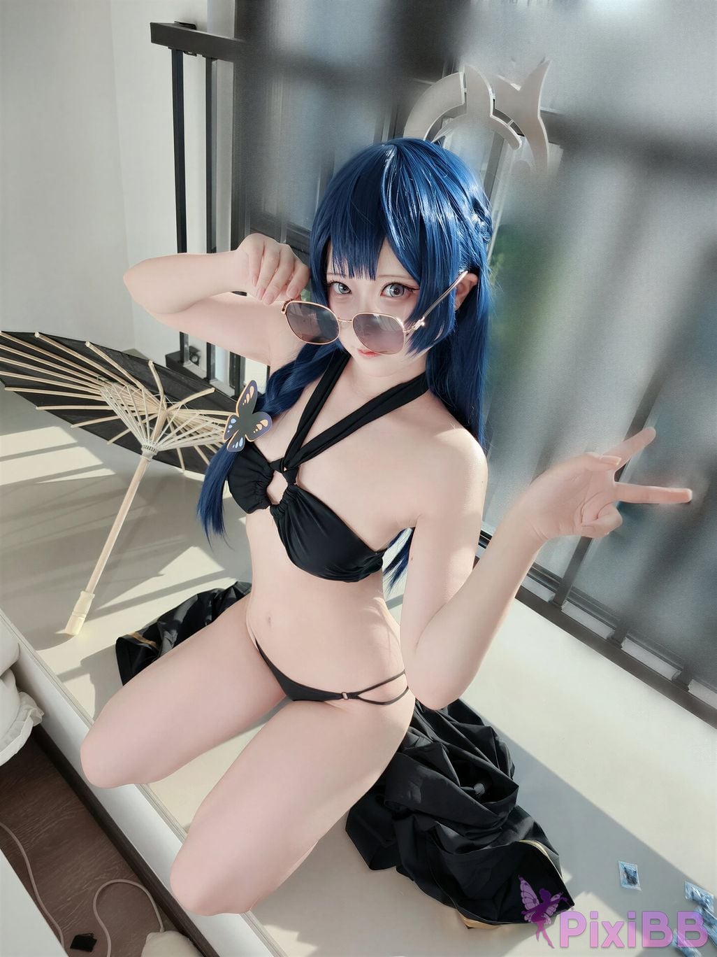 Cosplayer Son miko Blue Archive Kisaki PixiBB.COM 037