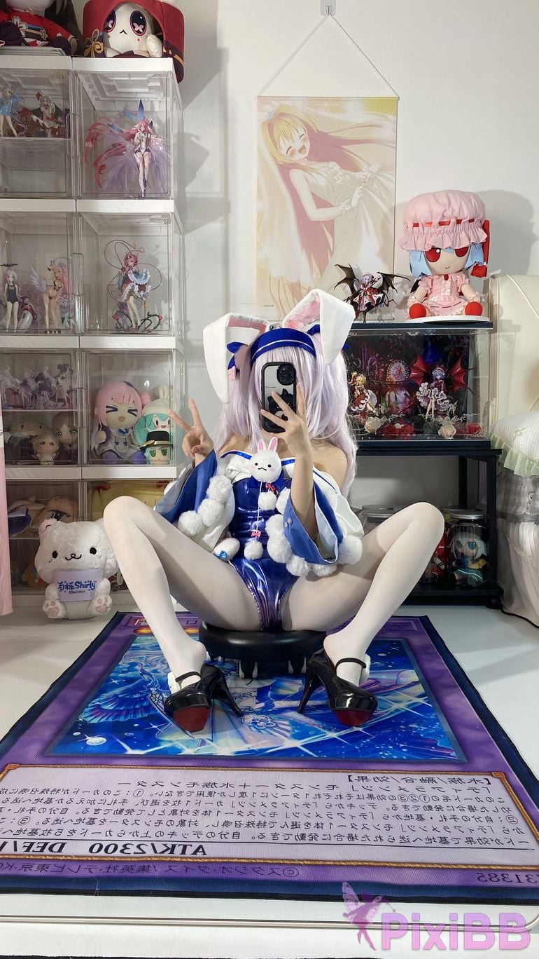 Cosplayer white oak Shirly azur lane Lafite 2 PixiBB.COM 037