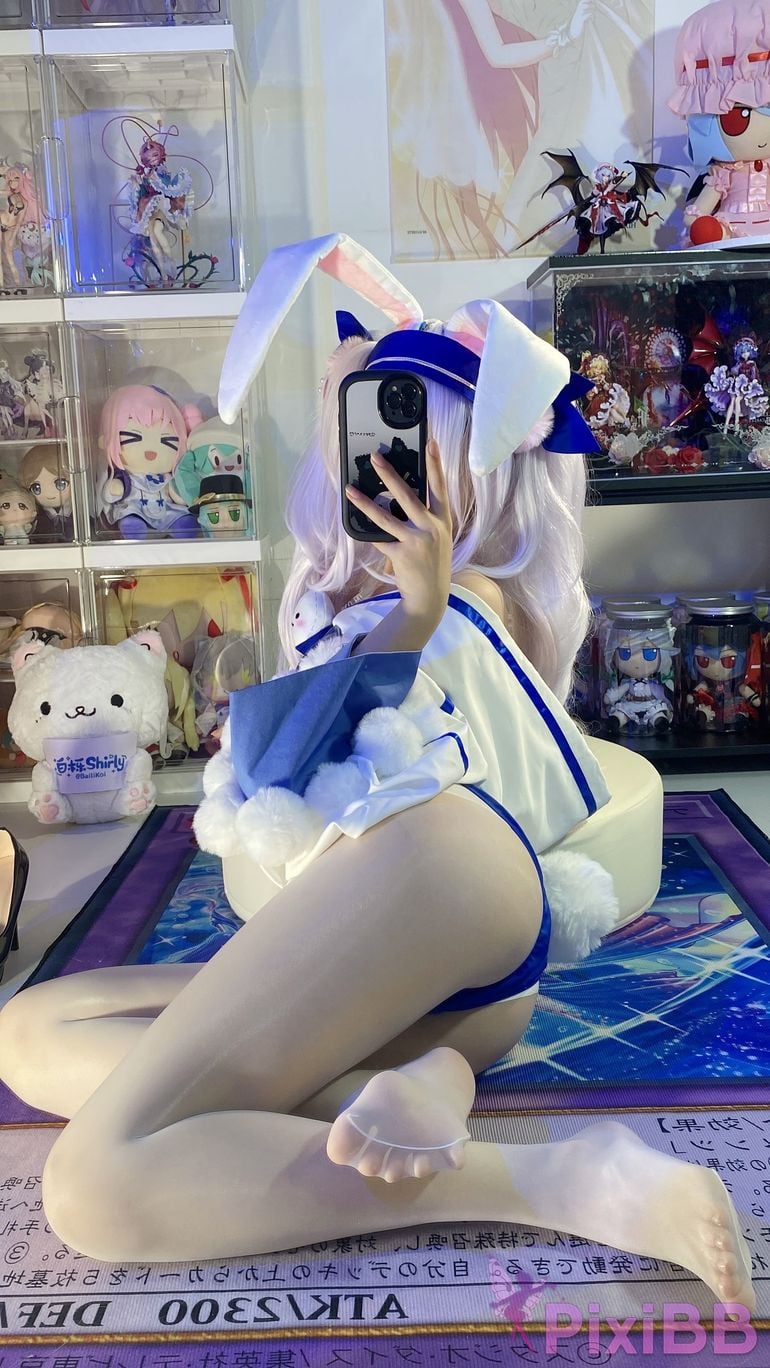 Cosplayer white oak Shirly azur lane Lafite 2 PixiBB.COM 084