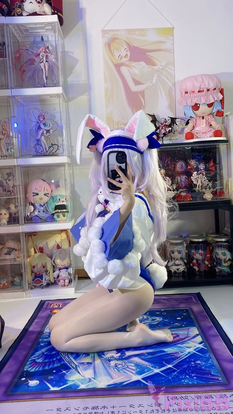 Cosplayer white oak Shirly azur lane Lafite 2 PixiBB.COM 100