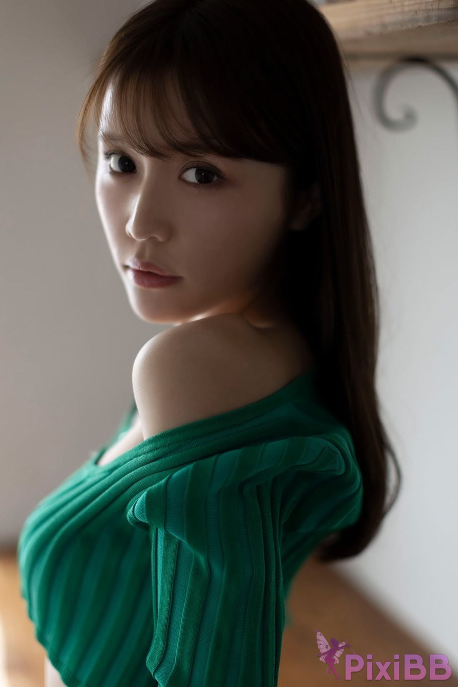 Japanese Idol Yuka Kohinata FLASH digital photo book SEXY the other side of PixiBB.COM 034