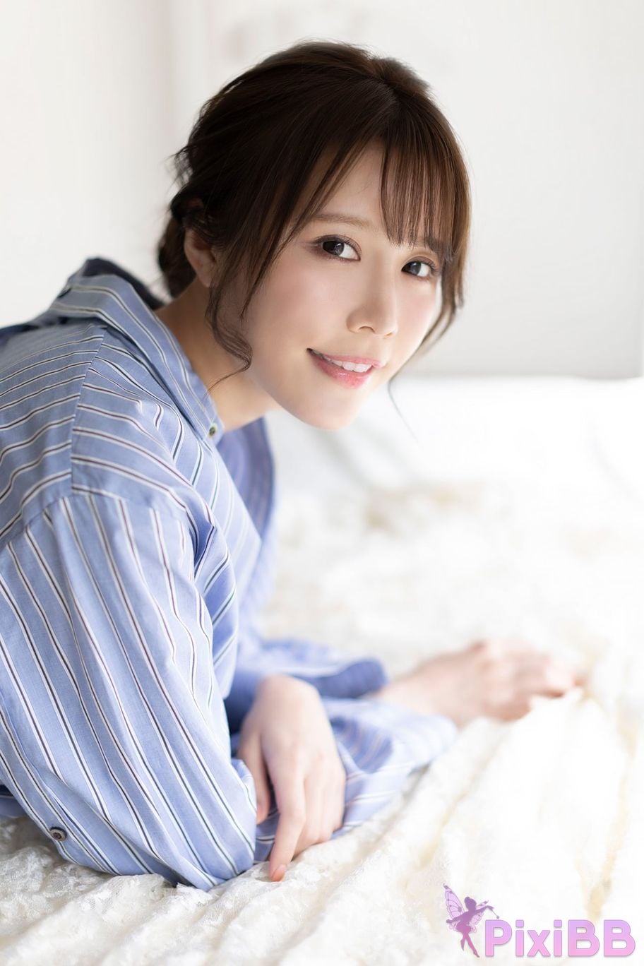 Japanese Idol Yuka Kohinata FLASH digital photo book SEXY the other side of PixiBB.COM 044