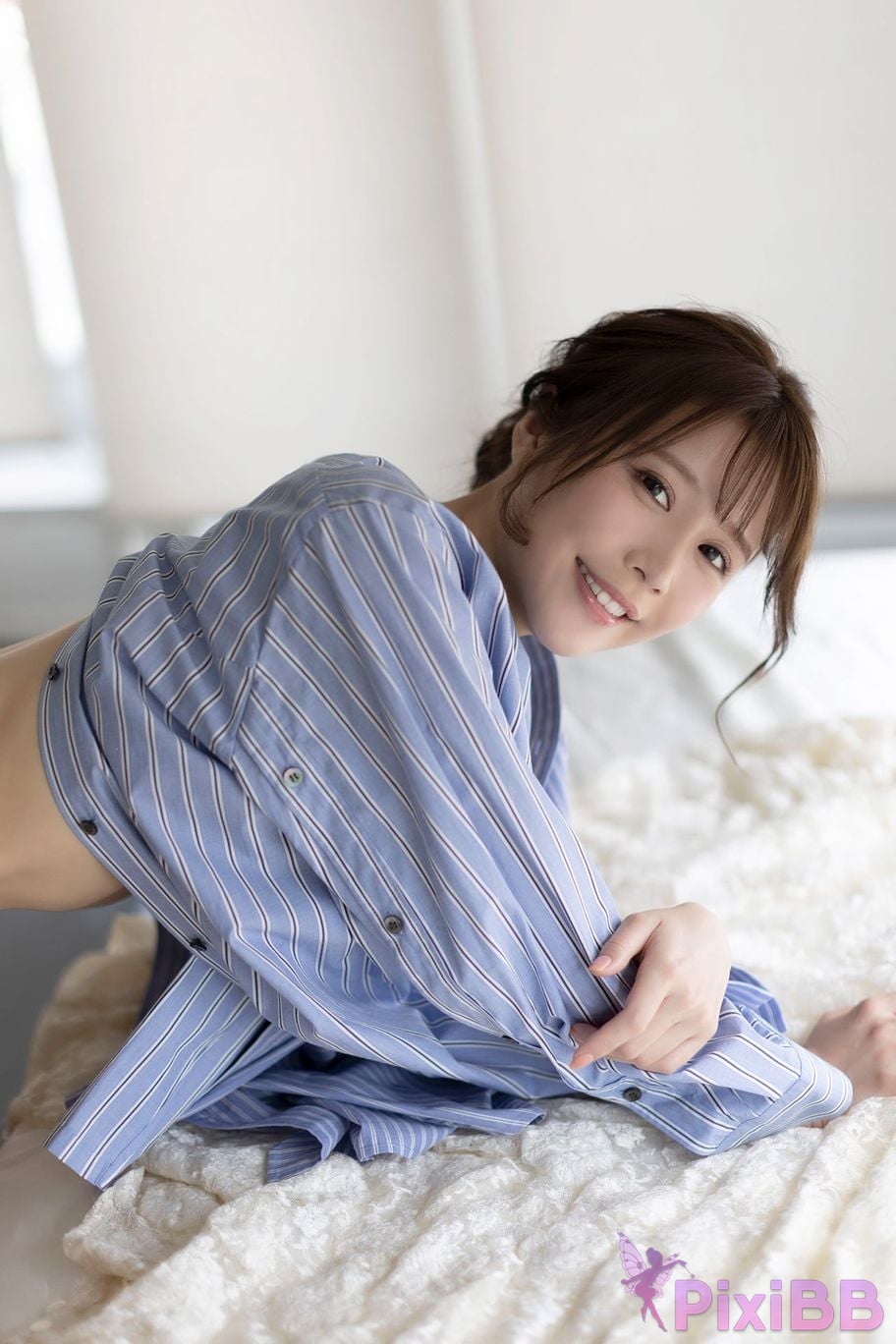 Japanese Idol Yuka Kohinata FLASH digital photo book SEXY the other side of PixiBB.COM 045
