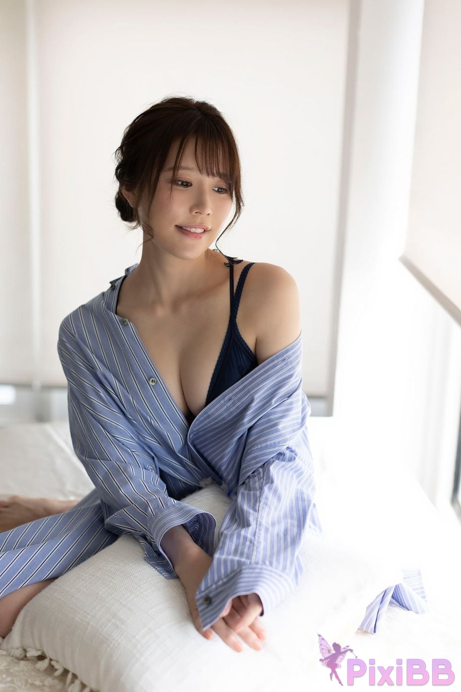 Japanese Idol Yuka Kohinata FLASH digital photo book SEXY the other side of PixiBB.COM 047