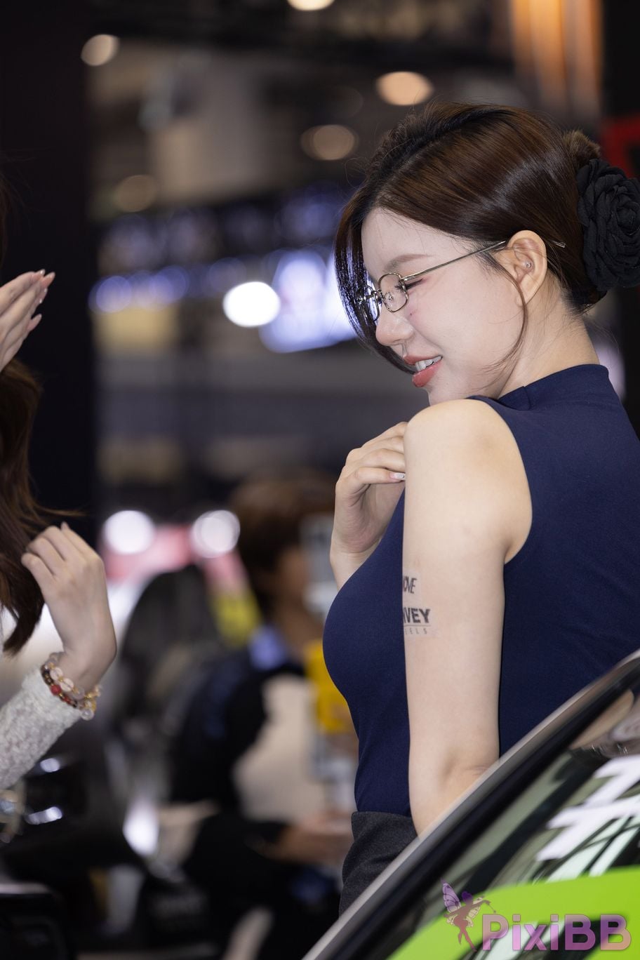 Featured Street Photography Works No.5894 Internet celebrity car models Xiao Sijia and Bingbing PixiBB.COM 113