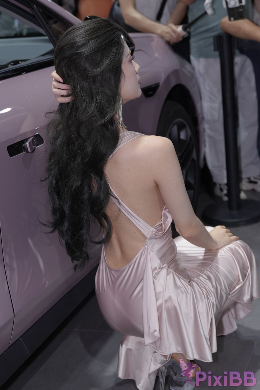 Featured Street Photography Works No.5895 car show long skirt BB Sauce PixiBB.COM 117
