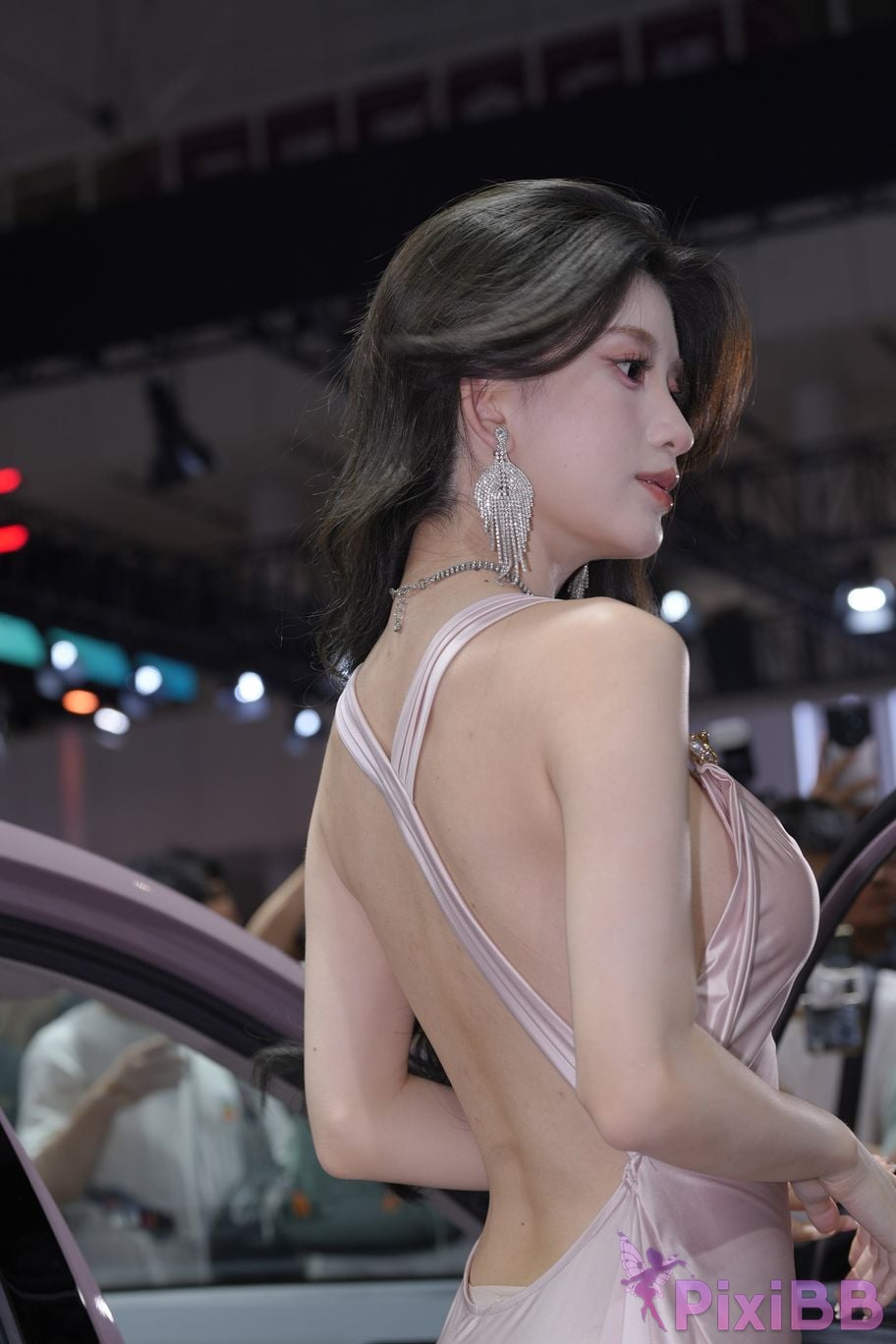 Featured Street Photography Works No.5895 car show long skirt BB Sauce PixiBB.COM 133